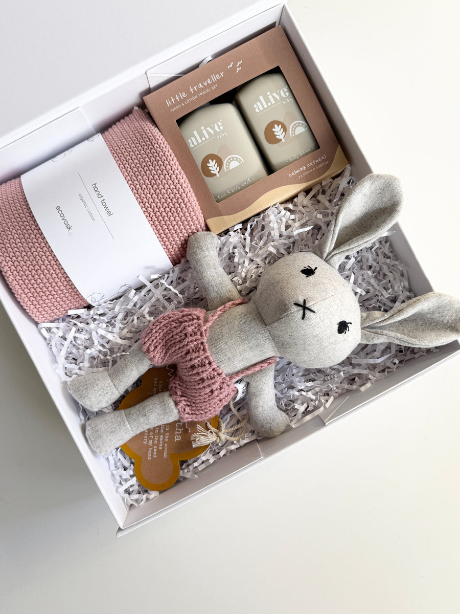pink newborn baby gift delivered to the hospital fast delivery